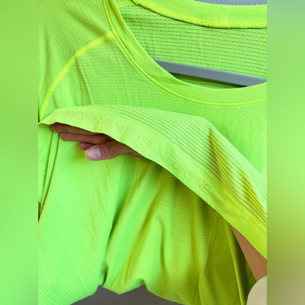Lululemon x Soulcycle neon green short sleeve athletic tee shirt - Picture 3 of 6